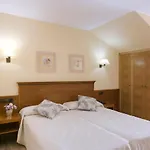 O Castro Hotel 2*