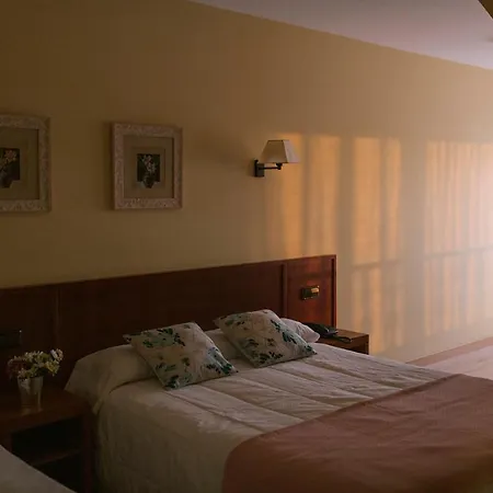 O Castro Hotel Reboredo