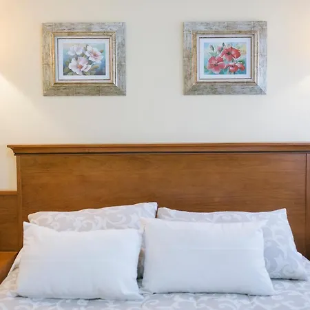 O Castro Hotel 2*